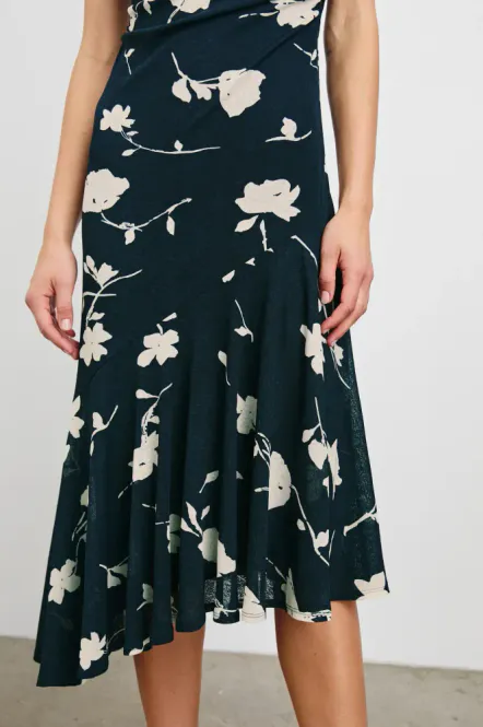Hovedbilde Daija Midnight Roses Midi Kjole fra Rails